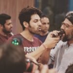 Kartik Aaryan Instagram - ... And its a wrap! 🎬 #LukaChuppi This journey was such a funfilled ride, feels like it got over in d blink of an eye . Thank you to d calm n composed @laxman.utekar Sir.. Amazingly talented co-star @kritisanon ❤️ My bade dil vala producer 💰#Dineshvijjan @maddockfilms It was fun working wid #PankajTripathi Sir @aparshakti_khurana n d entire team. Got to learn so much from all of u .. Luka Chuppi is a Special Film for me!! Lots of love to d people of my hometown #Gwalior plus #Mathura... ❤️❤️ Will miss all the madness 🙈🙈