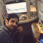 Kartik Aaryan Instagram - On my way to #Budapest ❤️🤟🏻 Dubai, United Arab Emirates