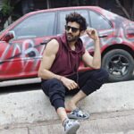 Kartik Aaryan Instagram - These athletically inspired Next Gen Crocs are my current favourite! ❤️🤟🏻 #LiteRide #crocs @crocsindia