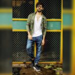 Kartik Aaryan Instagram – Unparalleled comfort and style redefined by Crocs ❤️👟🍃
#literidepacer #crocsindia
@crocsindia