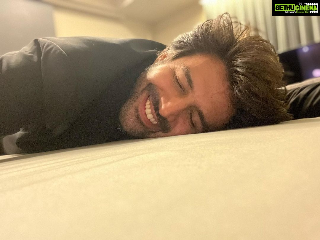 Kartik Aaryan Instagram - 175 cr vaali smile ❤️🙏 Audience ka Pyaar Hamesha sabse upar ❤️ #BhoolBhulaiyaa2