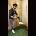 Kartik Aaryan Instagram - Can't keep calm in my cool new shoes! 👟 #SkecherStreet @skechersindia