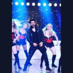 Kartik Aaryan Instagram – IPL Closing Ceremony 2018 🕺🏏