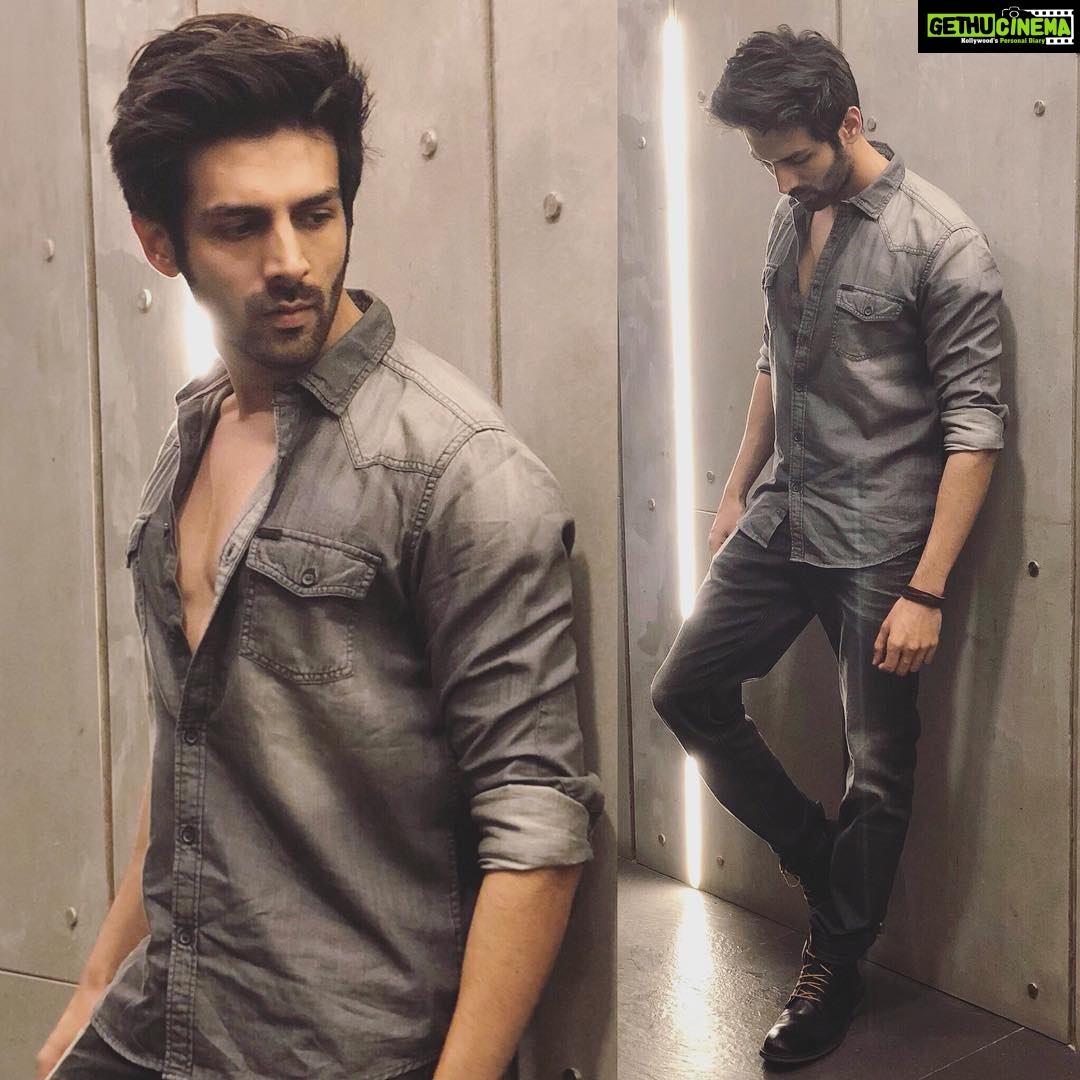 Kartik Aaryan Instagram - #Repost @sukritigrover ・・・ #Repost @style.cell with @get_repost ・・・ @kartikaaryan in @leecooperindia shirt @jackandjones jeans @albertotorresi lace ups for @sonutitusweety promotions Styled by @sukritigrover @style.cell Assisted by @akansha.27 @ravneet_bijan