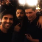 Kartik Aaryan Instagram - Happy Birthday to the most Positive, Hardworking ,Inspiring and the Youngest looking designer @manishmalhotra05 👶🏻 Wish you lots of happiness Keep rocking 😎😎