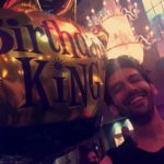 Kartik Aaryan Instagram - Had an amazing time bringing in my birthday 🎉 🎉