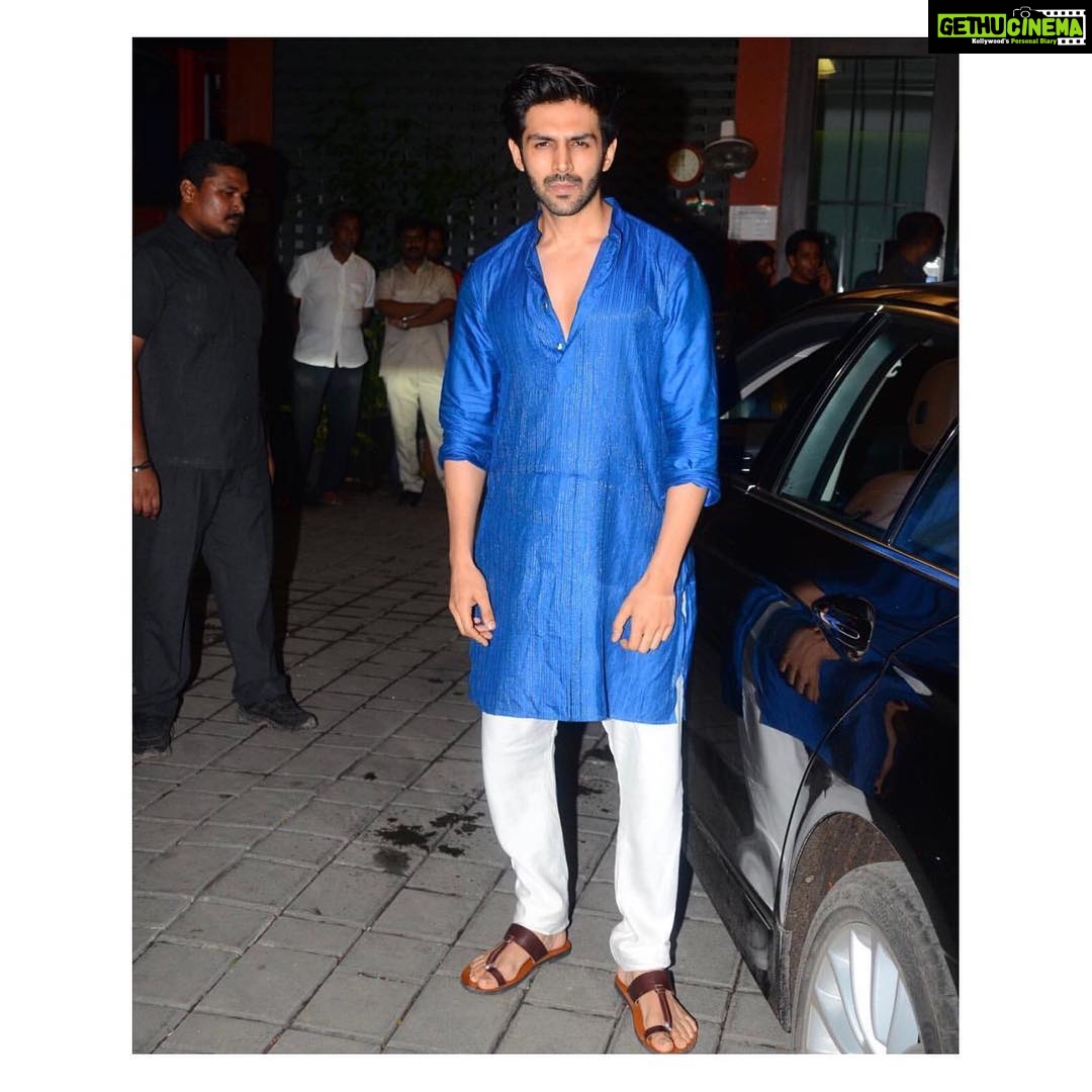 Kartik Aaryan Instagram - Diwali Celebrations 🎉 About Last nyt