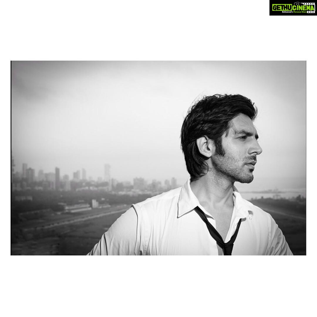 Kartik Aaryan Instagram - My Favourite Colour