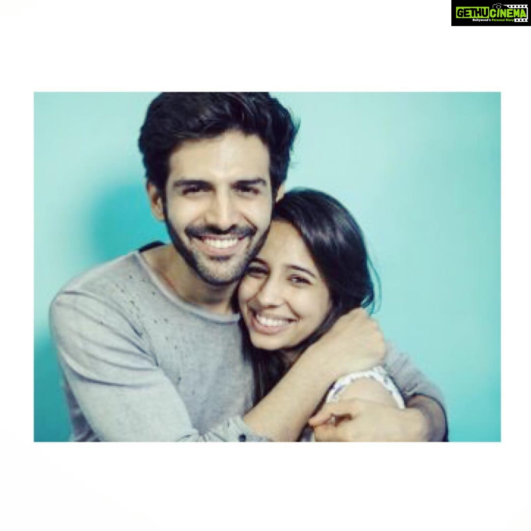 Kartik Aaryan Instagram - Happy Rakshabandhan Love you a lot Kittu ❤️❤️