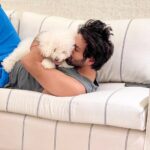 Kartik Aaryan Instagram – Sundaying with my pillow
@katoriaaryan