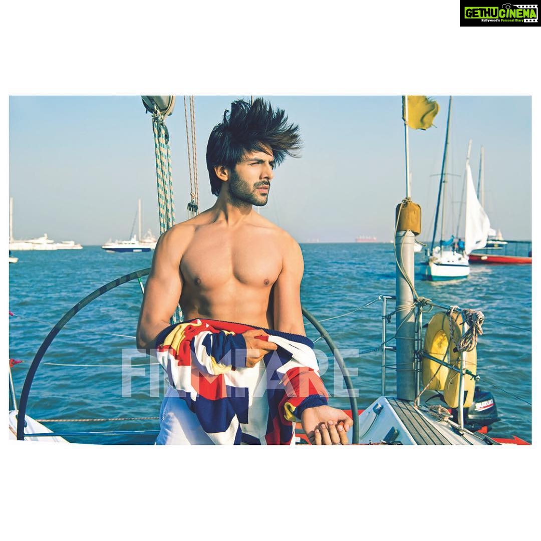 Kartik Aaryan Instagram - 📸 @dabbooratnani Styled - @thetyagiakshay