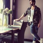 Kartik Aaryan Instagram - Ready for tonight's Event.. #Pune #Poser 🙃