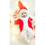 Kartik Aaryan Instagram - Merry Christmas 👶🏻👶🏻🎄🎄