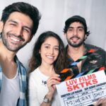 Kartik Aaryan Instagram – From the team of #Pyaarkapunchnama2 
And @tseries.official 
Starting our Next🎬
Need your Ashirwad
#Muhuratshot #SKTKS 
@nushratbharucha @mesunnysingh