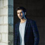 Kartik Aaryan Instagram - I would Rather be an Artist than a Leader Leader has to follow the rules