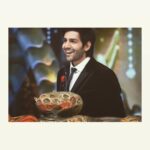 Kartik Aaryan Instagram - Received my First Award at #SansuiColorsStardustAwards You can catch it tonight at 7pm @ColorsTV