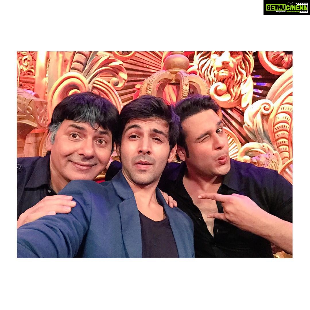 Kartik Aaryan Instagram - Shot for comedy nights bachao with my fav duo @krushna_abhishek and sudesh lehri