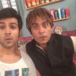 Kartik Aaryan Instagram - Today Punchnama with #shopkeeper #chutki @gauravgera