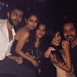 Kartik Aaryan Instagram - @sonaakshiraaj What a partyyy Had a blast :) @clubroyaltyofficial #dancing #tired #stillsleepy #kamardard @abhishekpathakk @sanyakapil