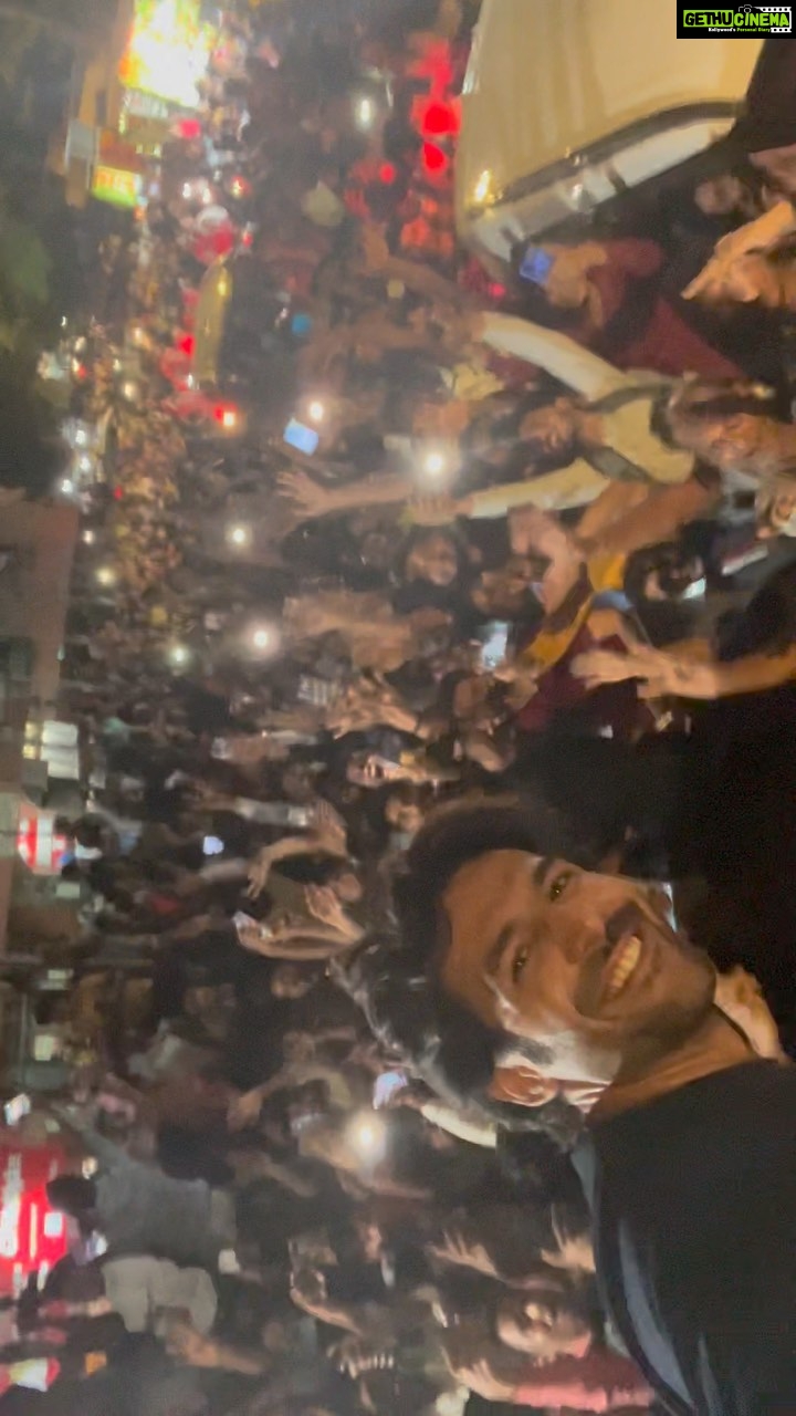 Kartik Aaryan Instagram - 23.51 cr SUNDAY !! 🔥🙏🏻 Thank you to the audience for all the love and all the Housefull boards in the country ❤️ #BhoolBhulaiyaa2 🤙🏻