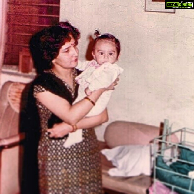 Kartik Aaryan Instagram - #mummy #day #love