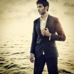 Kartik Aaryan Instagram - #pictureperfect #suit #amitkhannaphotography #menfashion