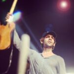 Kartik Aaryan Instagram – #lovelyphoto #guitar #rock #adidas #nike #guitarist #lights #backlit #concert #play #actor #bollywood #Kartikaaryan #wwi #whistlingwoods #instalike  #instahub #assistant #moment #picoftheday #armani #canon #clothing #instapic #instacool