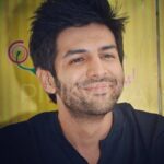 Kartik Aaryan Instagram – #kartikaaryan #kaanchi #radio #radiomirchi #candid #funny #instalike #instahub