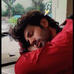 Kartik Aaryan Instagram - Bhaape nikal gayi promotions kar kar ke ❤️🙏🏻 #BhoolBhulaiyaa2 🤙🏻