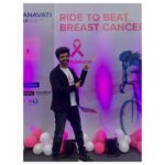 Kartik Aaryan Instagram - Breast Cancer Awareness 🎗 ‘Early Diagnosis Saves Lives’ Honoured to Flag off the Cyclothon for Breast Cancer Awareness ❤️🚴🏻‍♀️ Mumbai - मुंबई