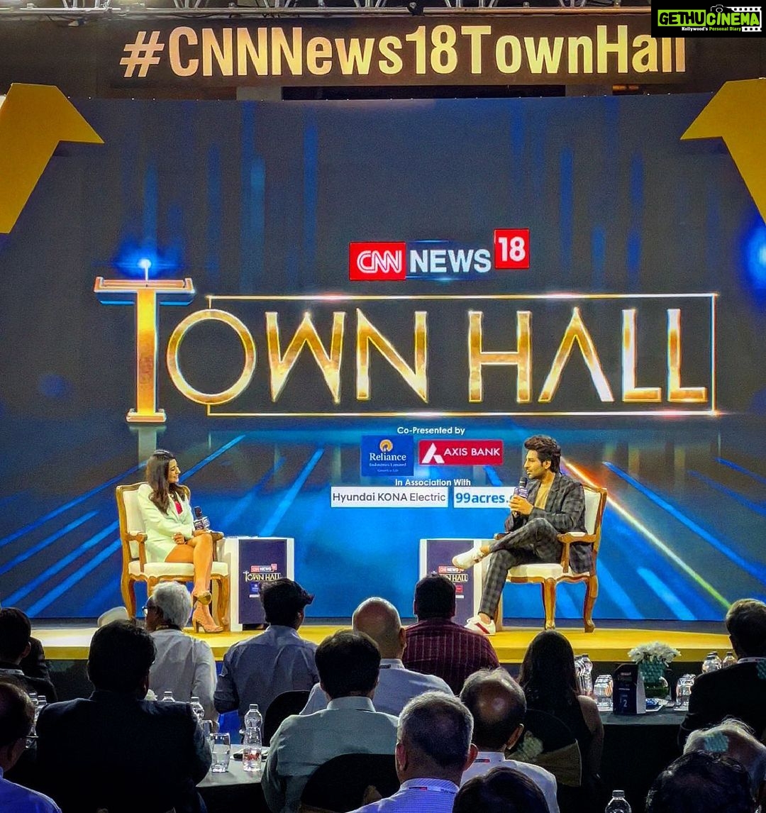 Kartik Aaryan Instagram - Honoured 🙏🏻❤️ Newsmaker of 2022 #SuccessStory2022 🙏🏻 #Repost @cnnnews18