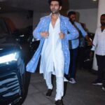 Kartik Aaryan Instagram – Entering Diwali weekend Shehzada Style 💥