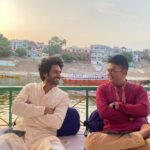Kartik Aaryan Instagram - Blessed 🙏🏻❤️ Varanasi - City Of Temples