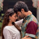 Kartik Aaryan Instagram - Sattu Aur Katha 🫶🏻 Love Story Begins Today !! #SatyaPremKiKatha ❤️🎬 @kartikaaryan @kiaraaliaadvani @sameervidwans #SajidNadiadwala @shareenmantri @arora.kishor @karandontsharma @nadiadwalagrandson @namahpictures @wardakhannadiadwala