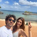 Kartik Aaryan Instagram - Met this Kute gal in Mauritius
