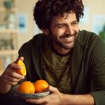 Kartik Aaryan Instagram – Frank Santraa 🍊