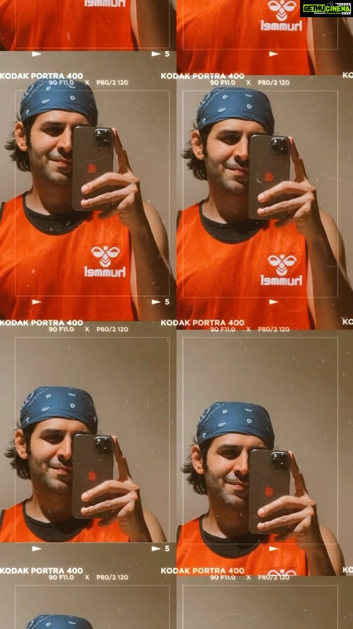 Kartik Aaryan Instagram - Just… good day at 🥅 ⚽️