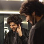 Kartik Aaryan Instagram - #Shayad or #Duniya What should i listen to ? 🎶 @boat.nirvana