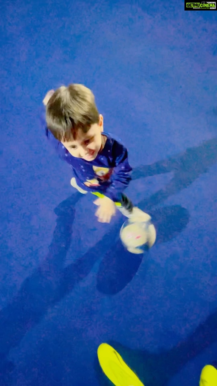 Kartik Aaryan Instagram - My cutest Football partner ❤️