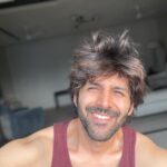 Kartik Aaryan Instagram – Smile toh mummy pe gayi hai