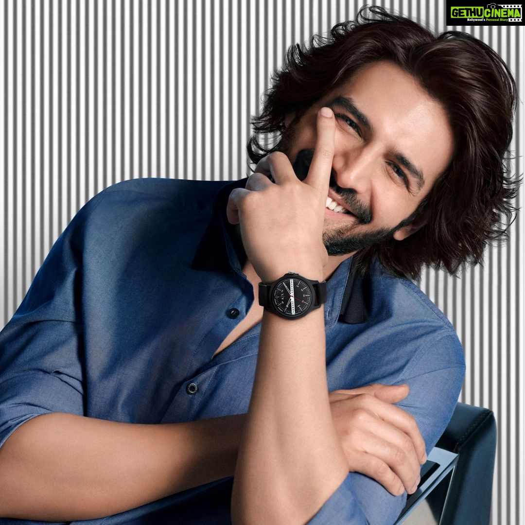 Kartik Aaryan Instagram - Sporty and sleek ⌚️ @armaniexchange #AXtime #AXchange #KartikXArmani #Ad