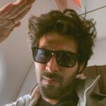 Kartik Aaryan Instagram - Bye bye delhi ❤️ Hi hi Mumbai 👋🏻 Delhi, India
