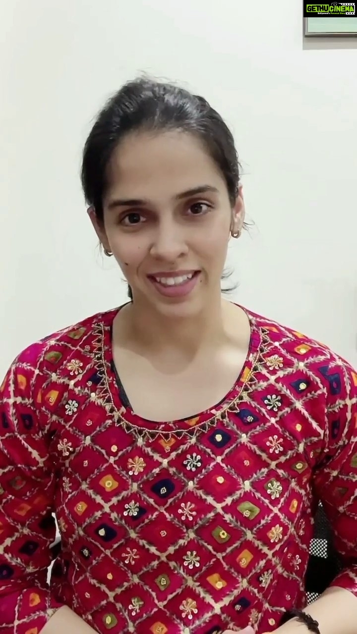 Kartik Aaryan Instagram - Touching and so Powerful ❤️ #KyaKhoyaKyaPaaya @nehwalsaina 👏🏻 #Repost @nehwalsaina As a sportsperson I’ve had to sacrifice a number of moments with my family, especially at times when they needed me the most. But the pride in your parents' eyes when you come home with the trophy makes it all worthwhile! This is my #KyaKhoyaKyaPaaya story; Looking forward to seeing Arjun Pathak’s #KyaKhoyaKyaPaaya story on @netflix_in. Good luck @kartikaaryan #Dhamaka ❤️