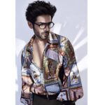 Kartik Aaryan Instagram - I have Specs Appeal @iruseyewear