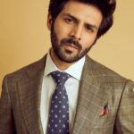 Kartik Aaryan Instagram - Mainu Suit Suit Karda