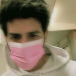 Kartik Aaryan Instagram – Make Pink our National mask colour 💕