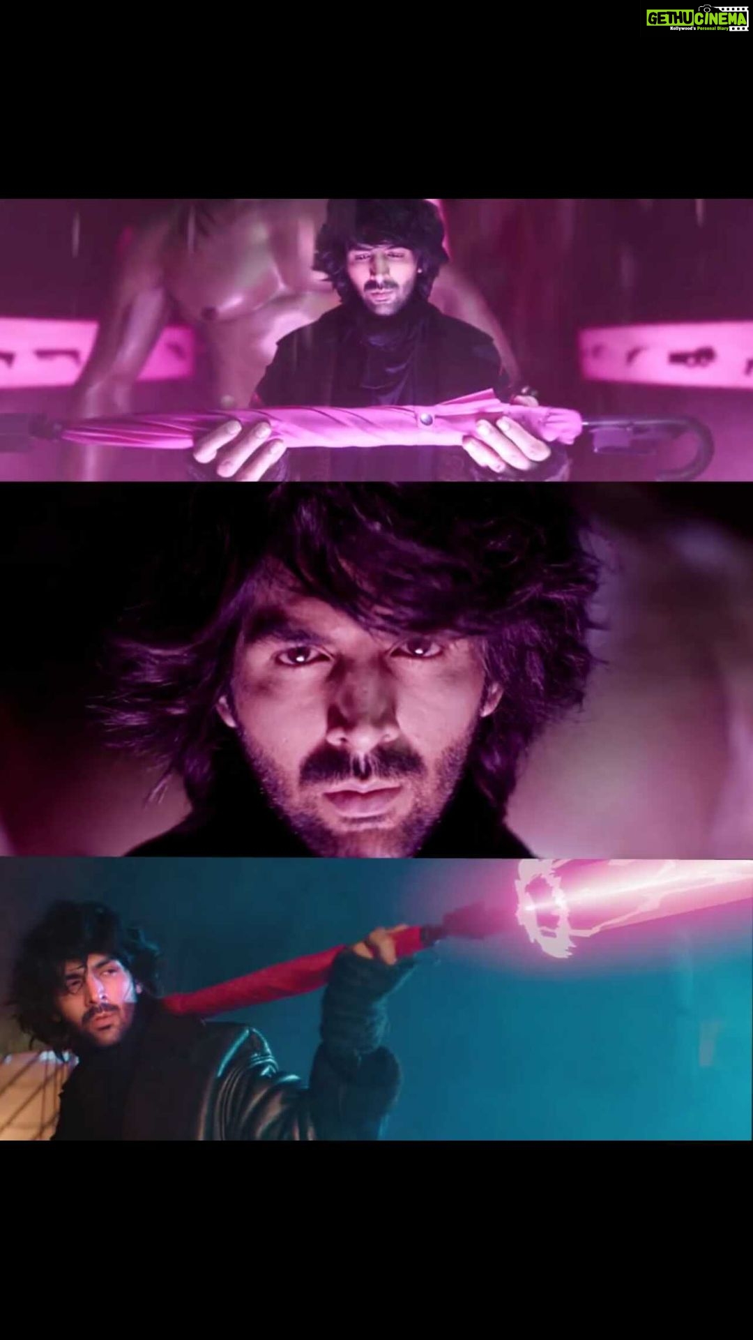 Kartik Aaryan Instagram - Avengers can wait, Shaktimaan For The Win 🦹🏼