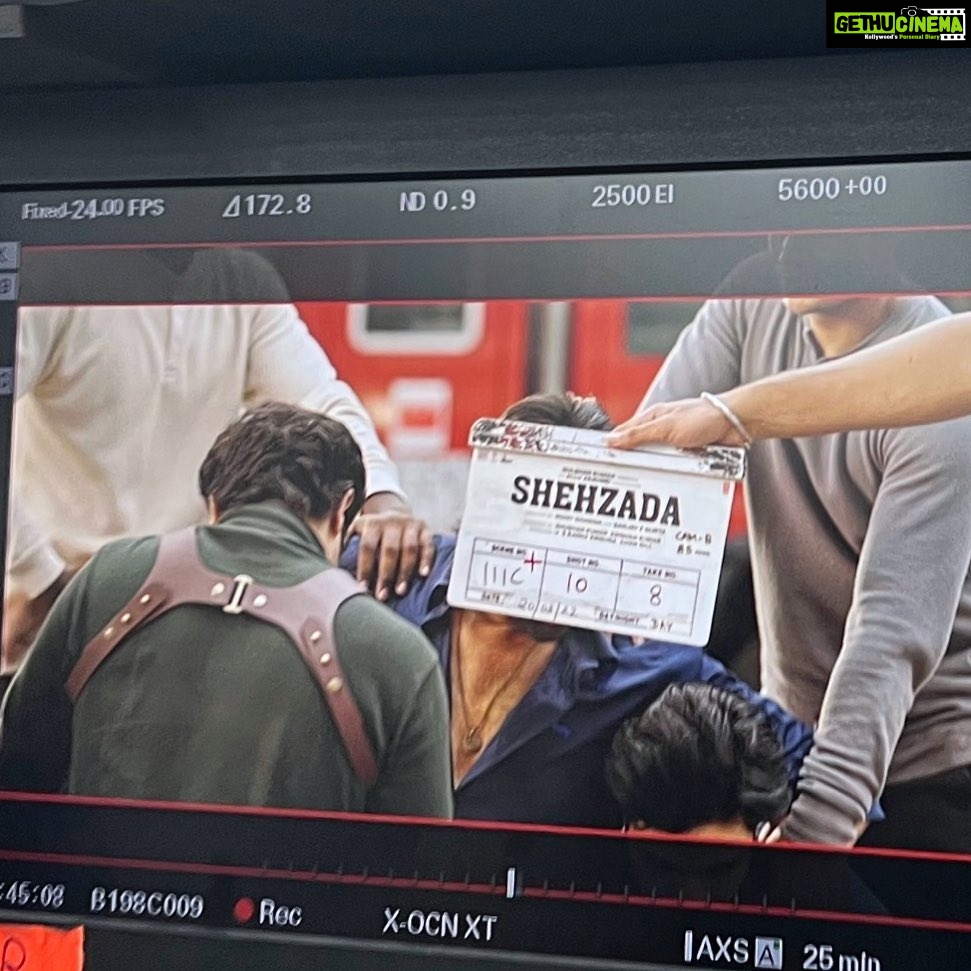 Kartik Aaryan Instagram - Insomniac like me slept for Ten hrs after the Epic Climax ๐ฅ that we shot for #Shehzada filled with Action which I have done for the first time๐ค๐ป One of the most difficult, hectic and again a new zone for me. Just canโt wait for you guys to see it ๐ #10thFeb2023 Meri sabse Commercial picture aa rahi hai ๐