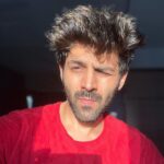Kartik Aaryan Instagram – Mera lockdown ho gaya
Tum sab ka night curfew toh ho 😂
#CovidSelfie #GlowingTvacha 🥶