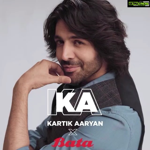 Kartik Aaryan Instagram - Bata hamesha se hi mere ghar ka ek hissa tha..And now i am Proud to announce my association with India’s most loved iconic and household footwear brand @bata.india Good shoes ensure a good journey❤️ #KAxBata 🔥 #BataIndia #SurprisinglyBata
